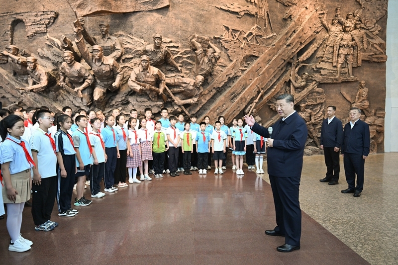 习近平在山西考察时强调 
努力在推动资源型经济转型发展上迈出新步伐 
奋力谱写三晋大地推进中国式现代化新篇章「相关图片」